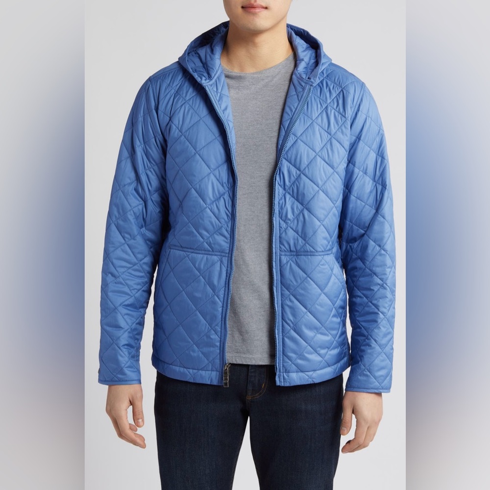NWT Peter Millar Essex Hooded
Puffer Jacket size XL BR2
Color: Moon Blue